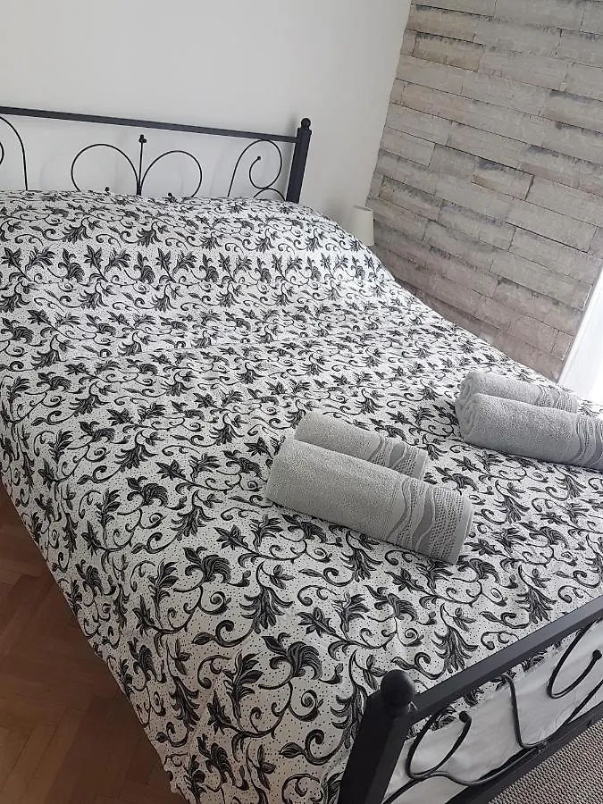 Apartment Tonka Split 0*,  Croatia